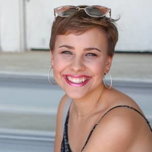 Meet your Posher, Karina